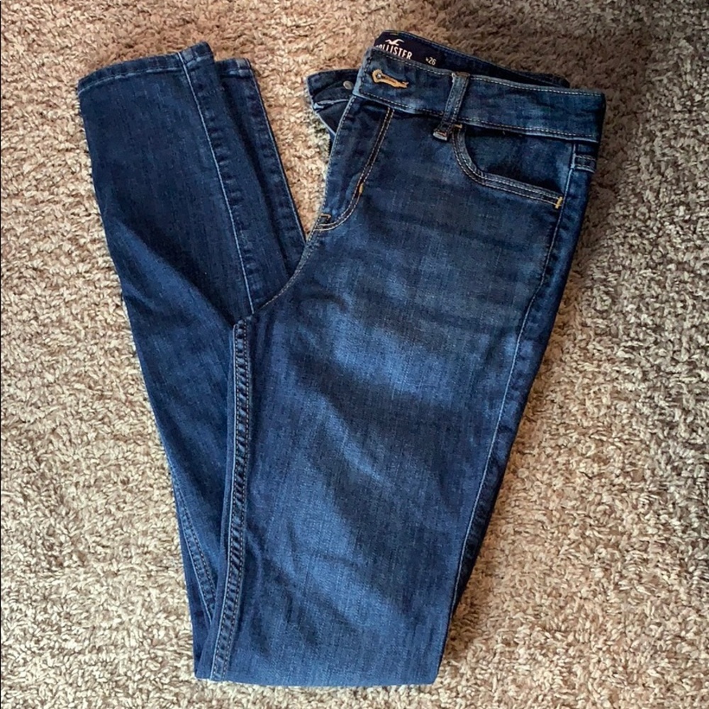 Hollister mid-rise skinny jeans